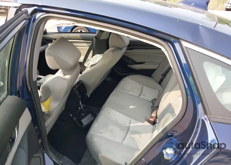 2020 Honda Accord Sedan Lx z USA, uszkodzony, nr VIN 1HGCV1F13LA098929